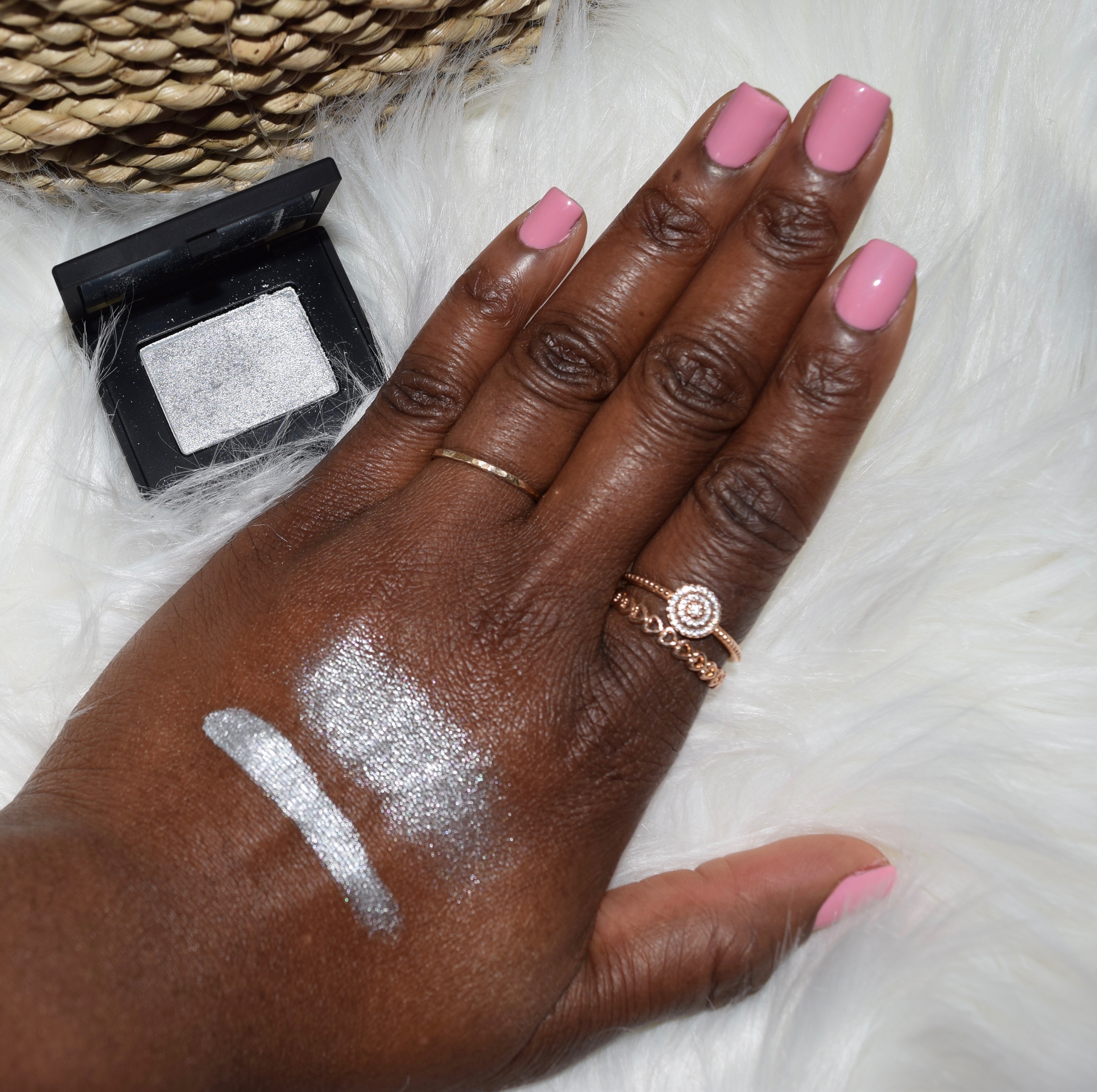 NARS Single Eyeshadow in Banquise Simply Eseeri